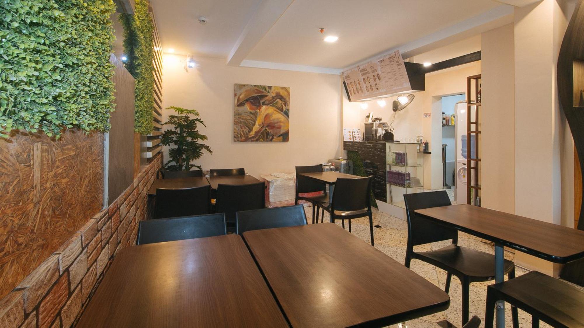 Reddoorz Plus At Seventy Five Inn Near Manila Airport Paranaque City Bagian luar foto